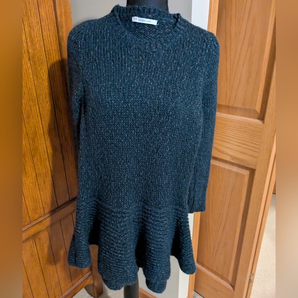 DEREK LAM 10 Crosby Peplum Sweater, Navy, Sz M, EUC!!!